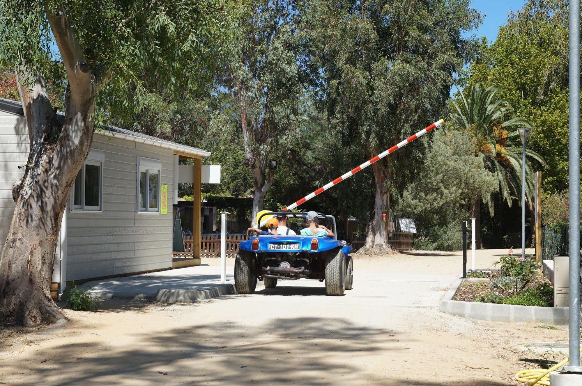 Camping International Кальви Экстерьер фото